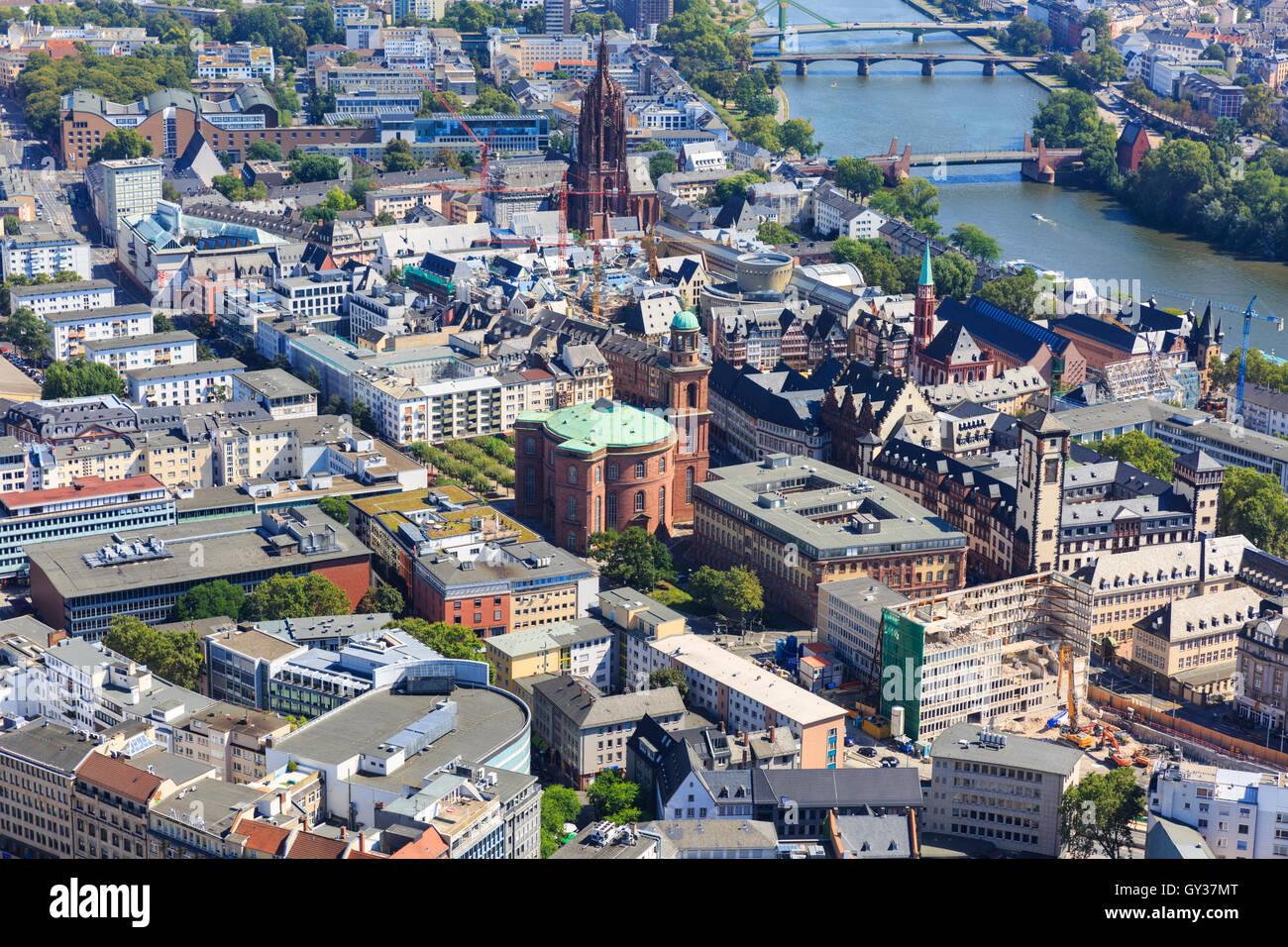 Luftaufnahme von St. Pauls Kirche (Paulskirche), Römerberg und Dom zu Frankfurt (Dom), Frankfurt Am Main, Deutschland Stockfoto