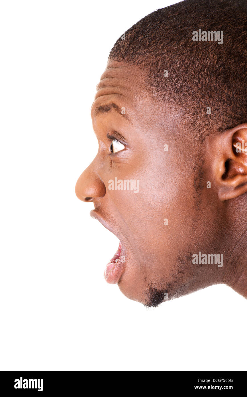 Hübscher Mann schreien / schreien. Stockfoto