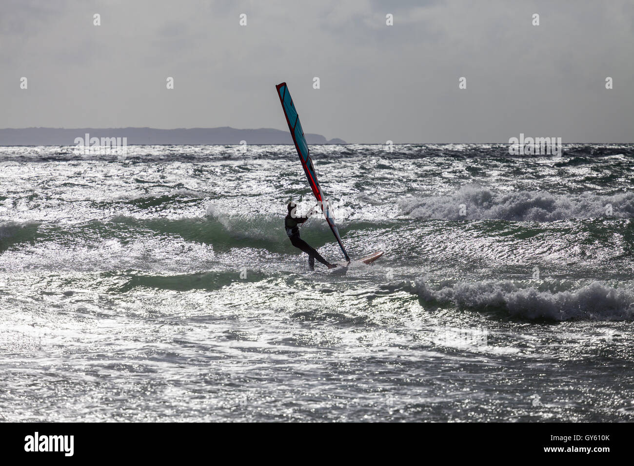 Windsurfen, Newgale, Pembrokeshire, Wales, UK Stockfoto