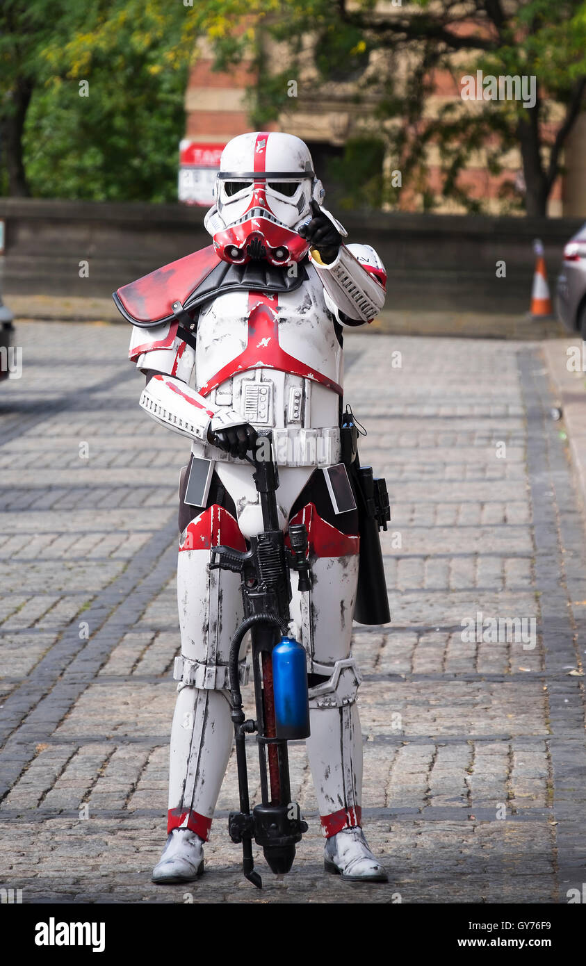 Cos spielen Star wars Stormtrooper auf Comic con Leeds. Stockfoto