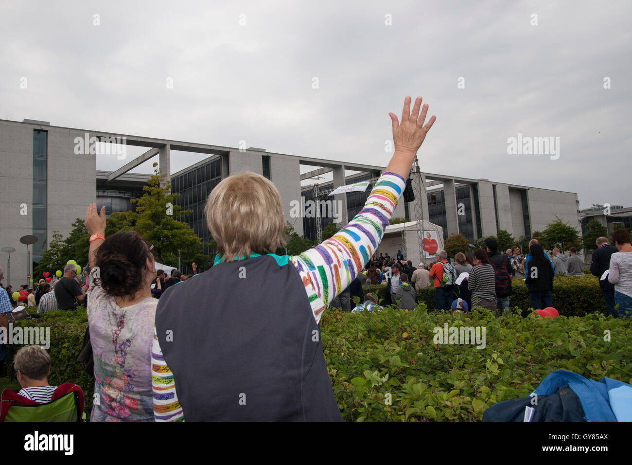 Berlin, Deutschland. 17. September 2016. Ökumenischer Gottesdienst nach Marsch für das Leben (jährliche Demonstration gegen Abtreibung). Stockfoto