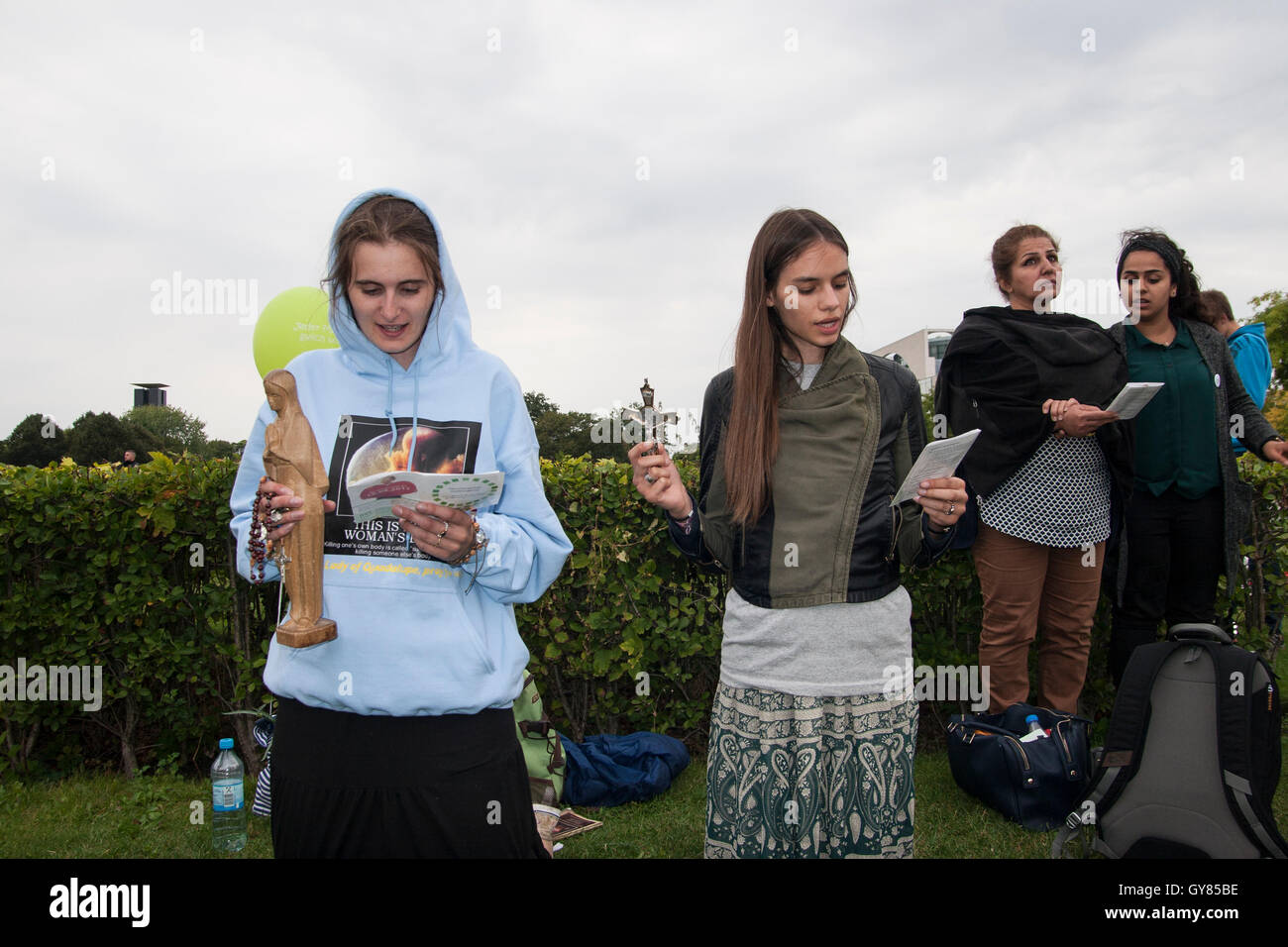 Berlin, Deutschland. 17. September 2016. Ökumenischer Gottesdienst nach Marsch für das Leben (jährliche Demonstration gegen Abtreibung). Stockfoto