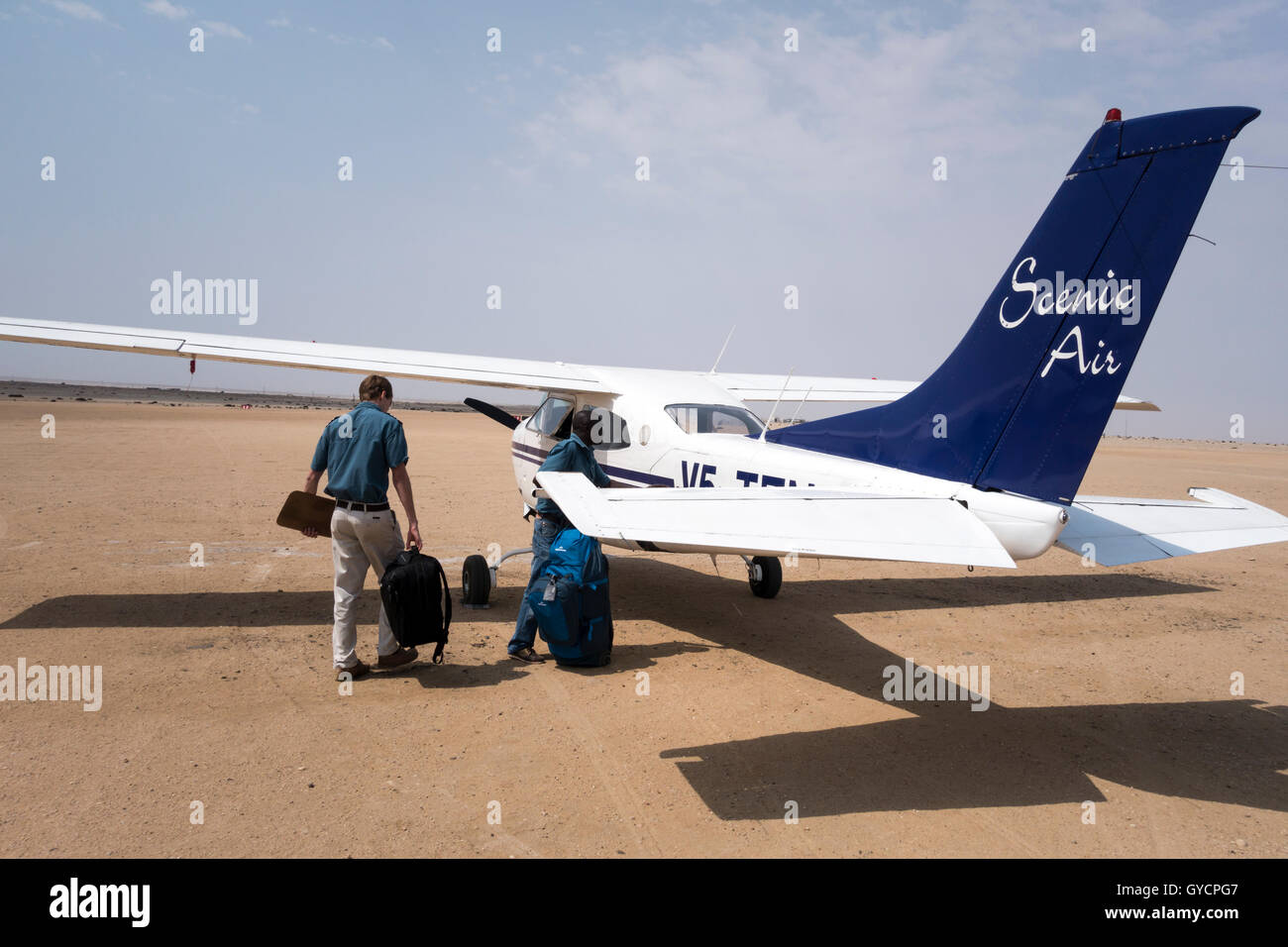 Air Namibia Plane Stockfotos und -bilder Kaufen - Alamy