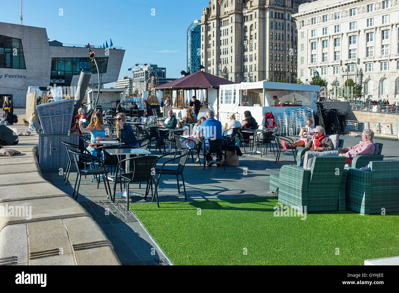 Liverpool bubbles Champagner-Bar in der Nähe von Liver Buildings Stockfoto