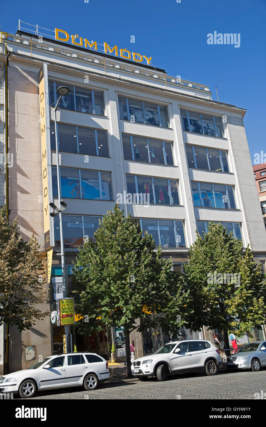 Dum Mody Kaufhaus in Prag Stockfoto