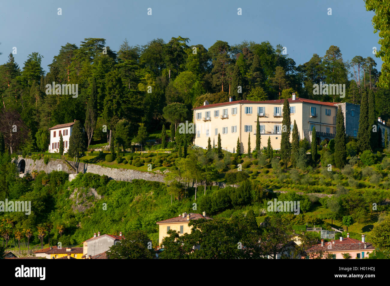 Italien, Lombardei, Comer See, Bellagio Dorf, auf Hügel Villa Serbelloni Rockefeller Stockfoto