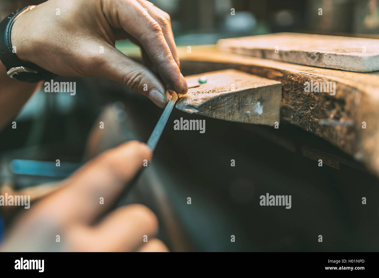 Erstellung von Schmuck Juwelier Stockfoto