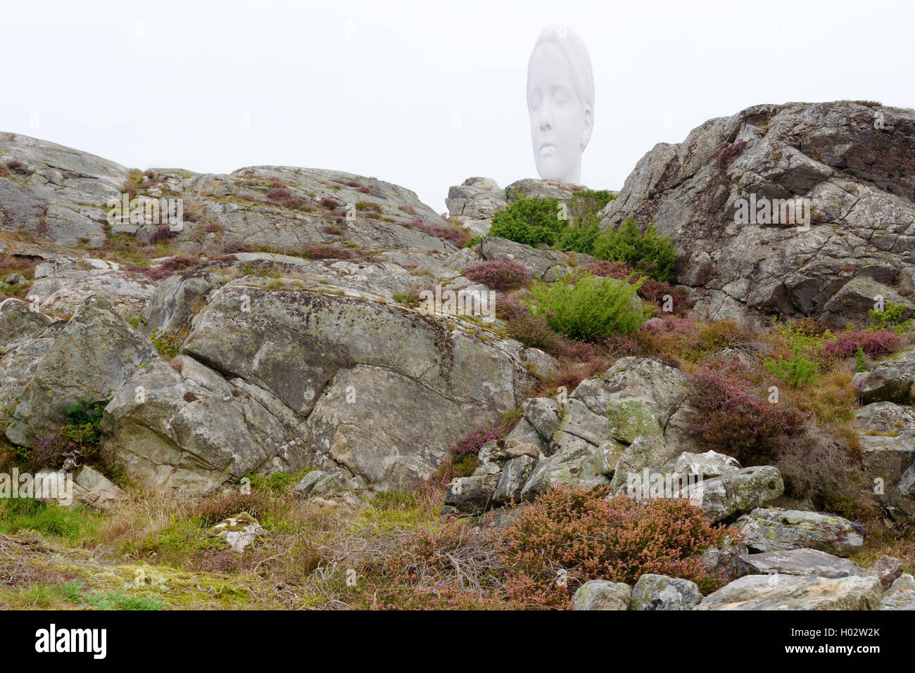 Pilane, Schweden - 9. September 2016: Ökologische Dokumentarfilm des öffentlichen Charakters und der Umgebung in der Nähe der weiße Marmor Frau Stockfoto