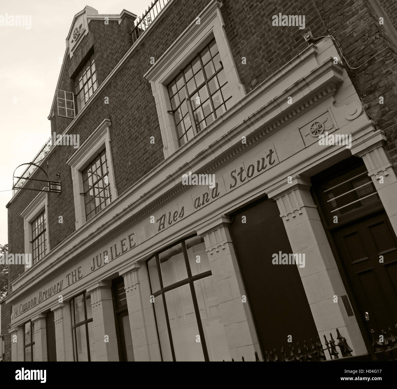 Die Jubilee Pub, Ales & Stout bauen, Somers Town, Euston, Camden, London Stockfoto