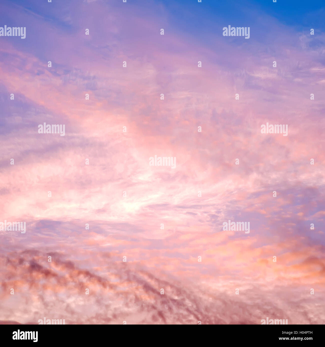 Dramatischen Sonnenuntergang Himmel in Pastellfarben. Abstrakte Natur Hintergrund Stockfoto