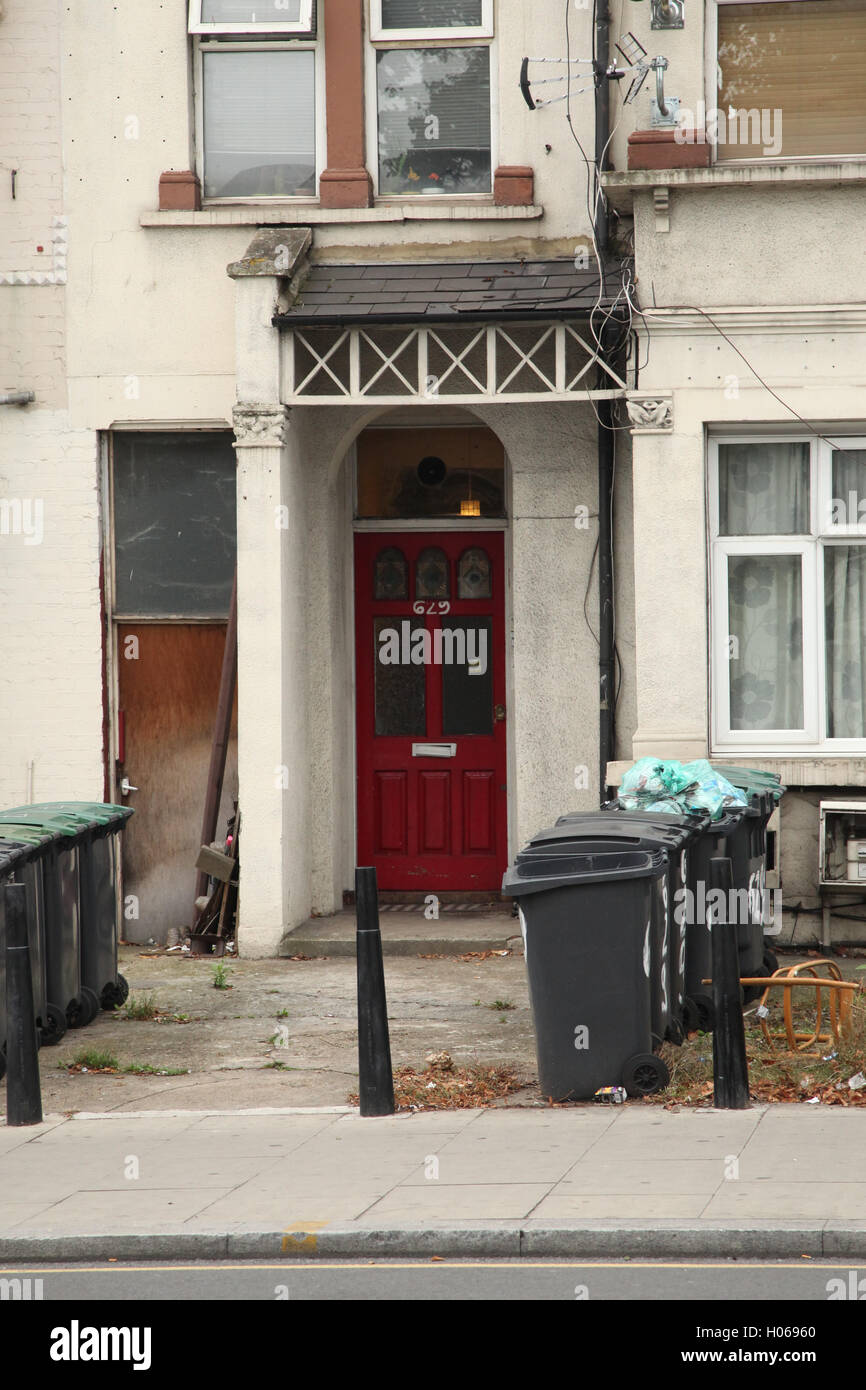 Green Lanes, Nord-London, 20. September 2016 - Einwanderung Vollzugsbeamten in 629 Green Lanes, Nord-London. Stockfoto