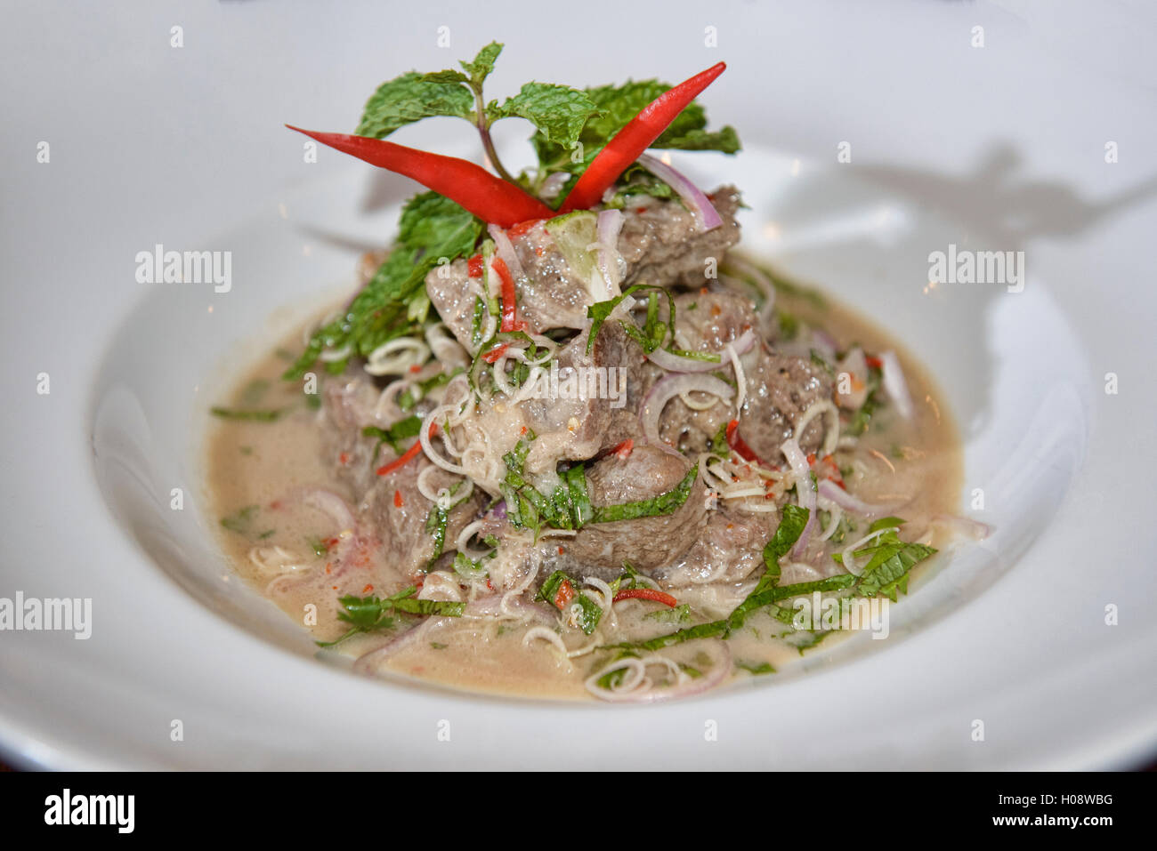 Rindfleisch mit Zitronengras in einem Restaurant in Bangkok, Thailand Stockfoto