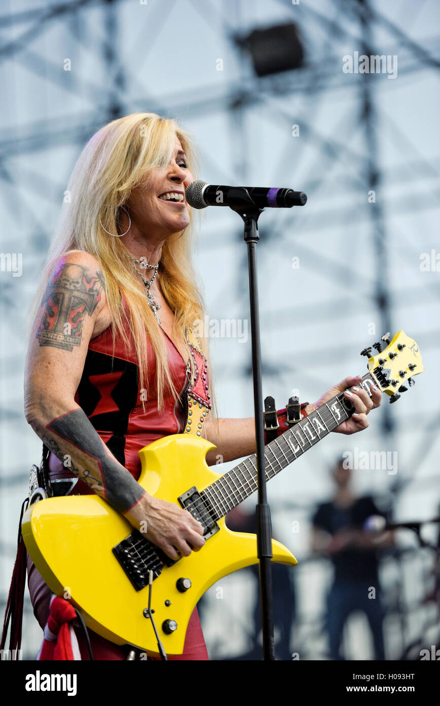 17. September 2016, Irvine Kalifornien, Lita Ford auf der Bühne auf dem Sirius XM Haar Nation Fest Stockfoto