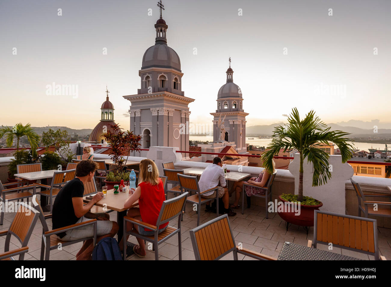 Nuestra Senora De La Asuncion Kathedrale am Parque Cespedes, Santiago De Cuba, Kuba, Westindische Inseln, Karibik, Mittelamerika Stockfoto