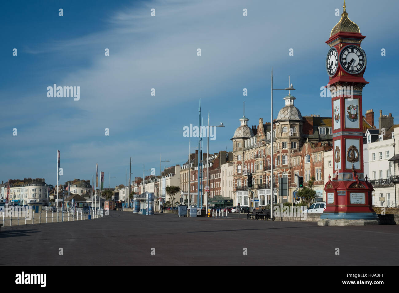 Weymouth Strandpromenade und Clock Tower Stockfoto