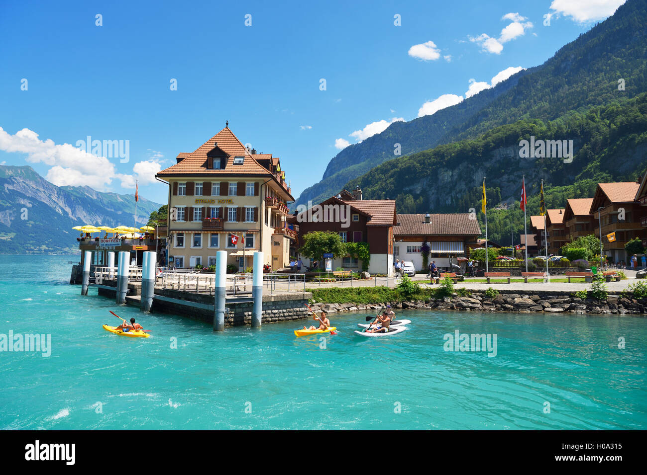 Beach Hotel mit Badesteg, Interlaken, Brienzersee, Kanton Bern, Schweiz Stockfoto