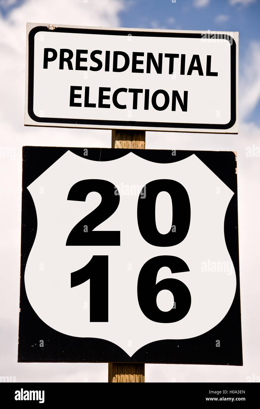 Präsidentschaftswahl 2016 geschrieben am amerikanischen roadsign Stockfoto