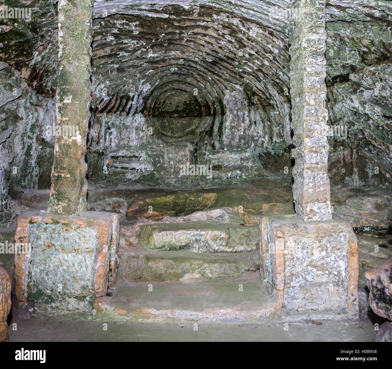 Barocke Grotte ohne Dekoration Stockfoto