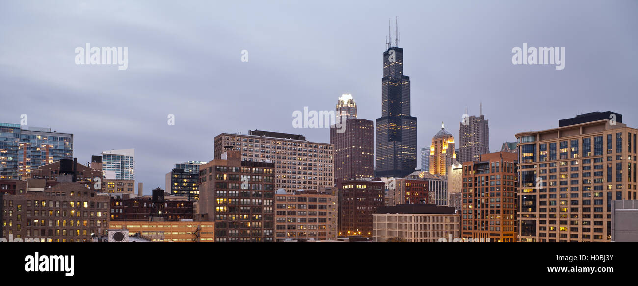 Chicago. Chicago downtown district Gebäude mit Willis Tower. Stockfoto