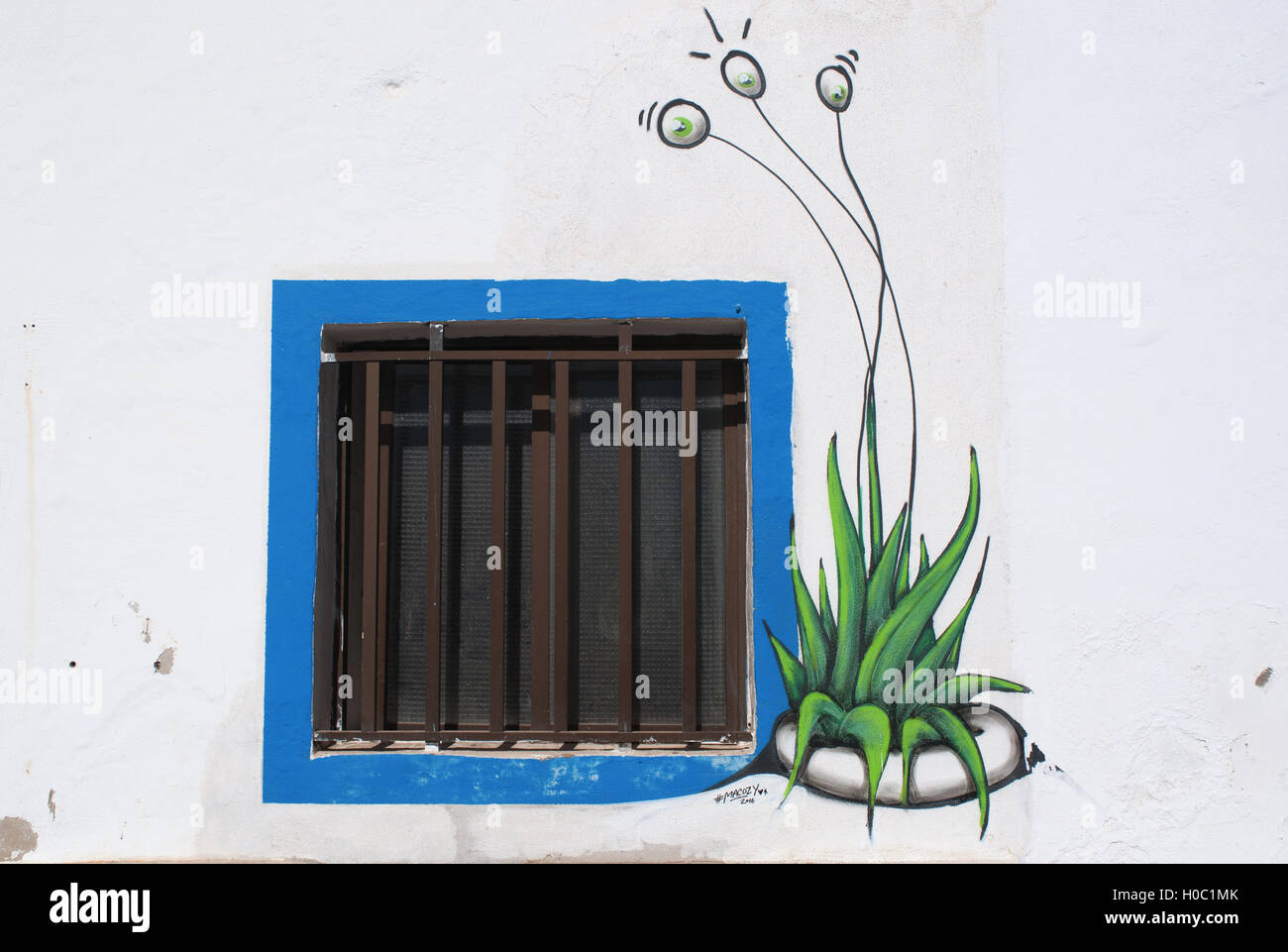 Fuerteventura, Kanarische Inseln, Nordafrika, Spanien: Eine dekorierte Fenster in den Gassen der kleinen Fischerdorf El Cotillo Stockfoto