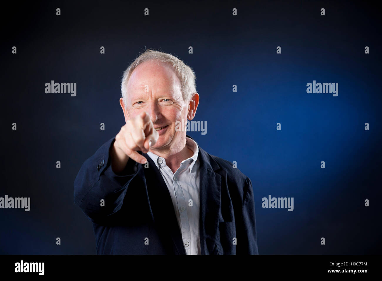 Alan Taylor, der schottische Journalist und Autor, auf dem Edinburgh International Book Festival. Edinburgh, Schottland. 26. August 2016 Stockfoto