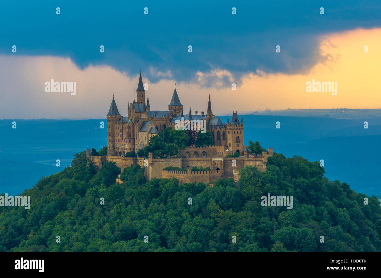 Burg hohenzollern Fotos und Bildmaterial in hoher Auflösung Alamy