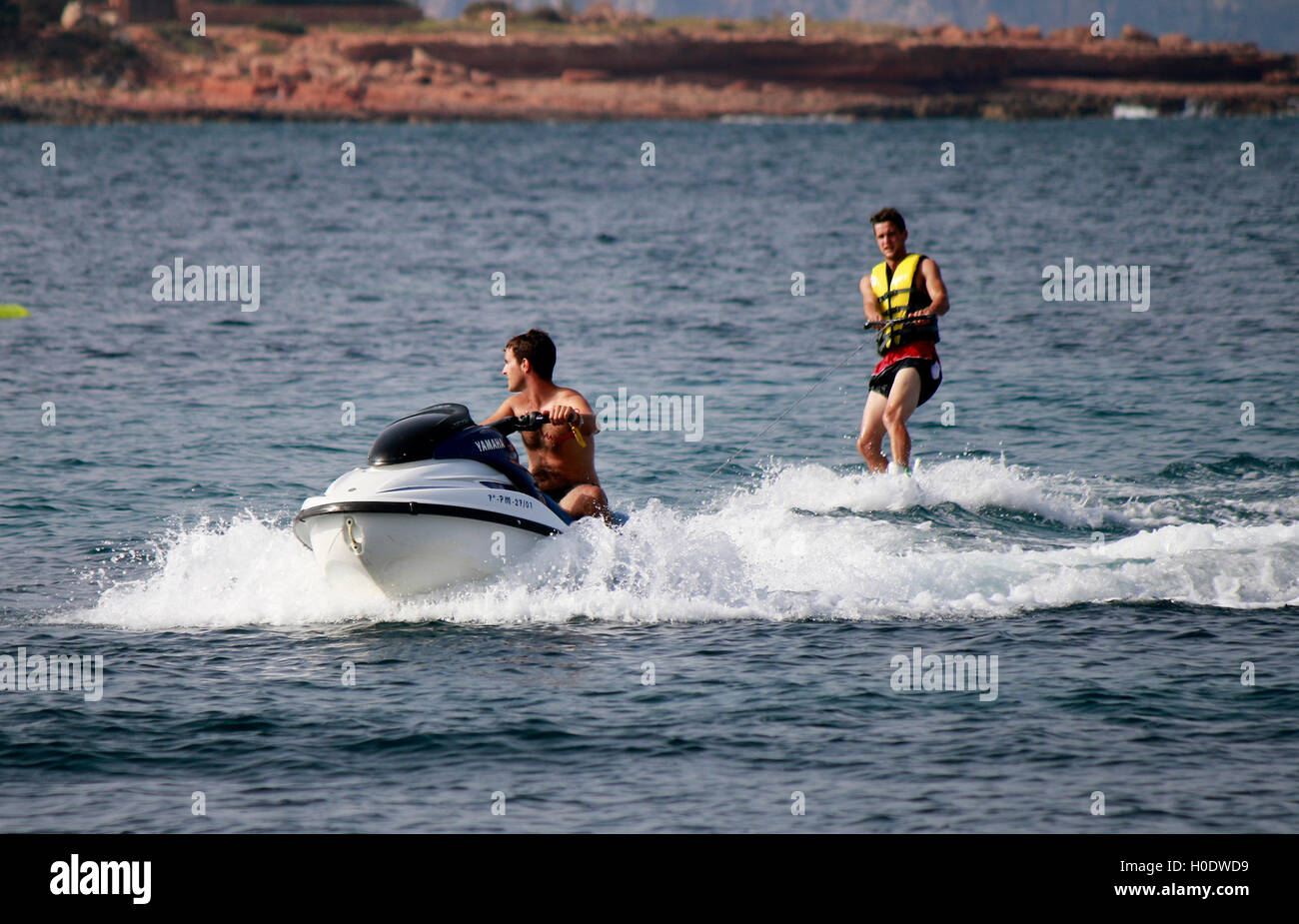 Wassersport: Wasserski, Ibiza, Spanien. Stockfoto