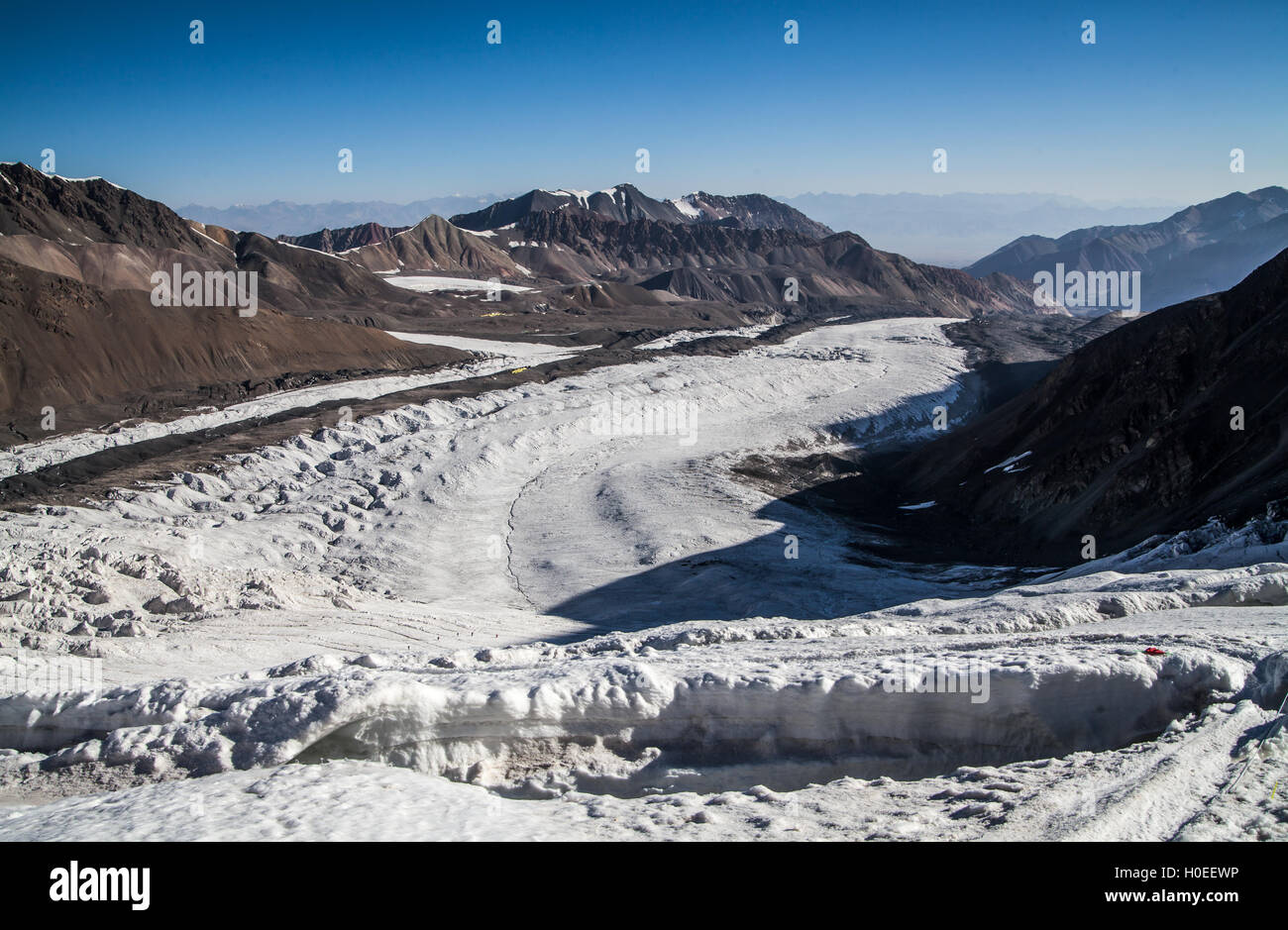 Große Gletscher in der Nähe der Peak Lenin im Pamir-region Stockfoto
