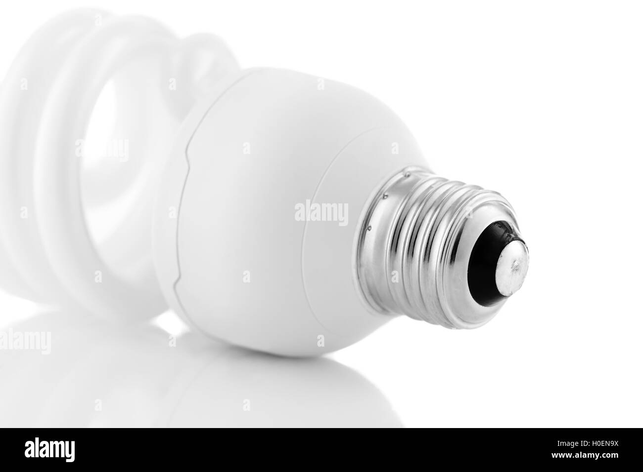 Energiesparende Glühbirne Details isoliert auf weißem Hintergrund Stockfoto