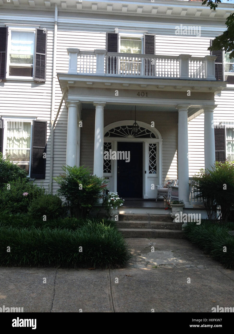 Haus Mit Saulen Stockfotos Haus Mit Saulen Bilder Alamy