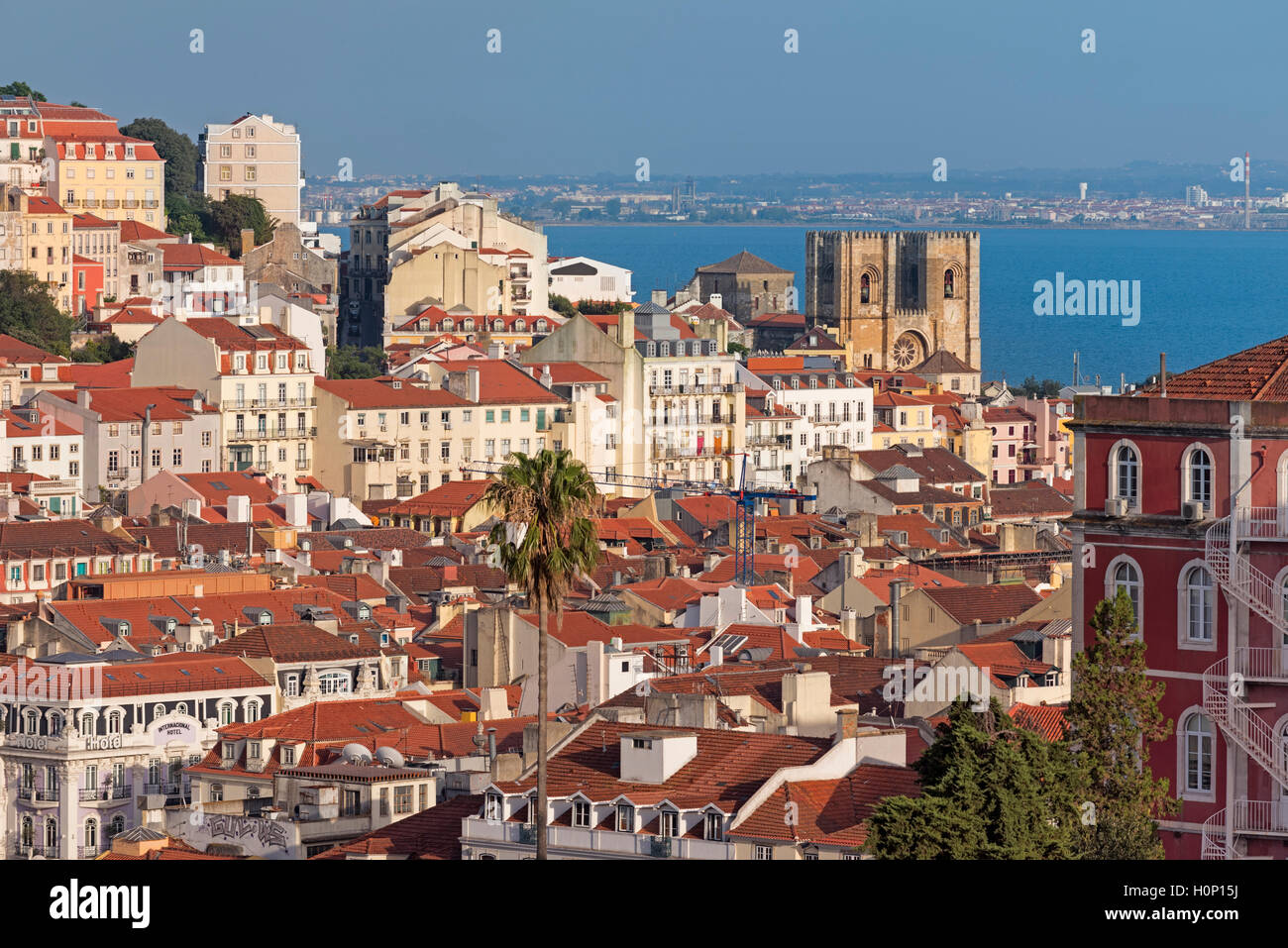 Blick auf die Stadt, Kathedrale Sé Lissabon Portugal Stockfoto