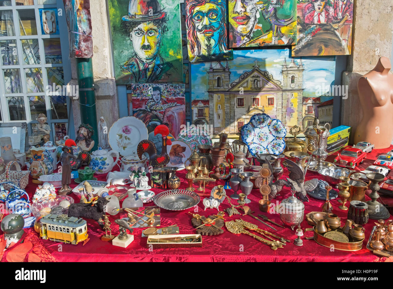 Feira da Ladra Thieves Markt Campo de Santa Clara Lissabon Portugal Stockfoto