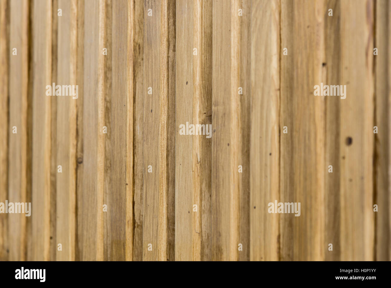 Hintergrund der Holzplatte mit Schärfentiefe Stockfoto