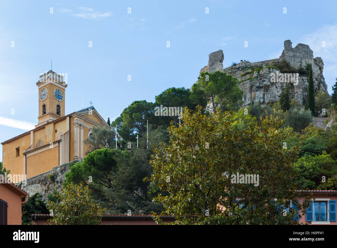 Niedrigen Winkel Ansicht von Eze, Provence, Alpes-Maritimes, Frankreich Stockfoto