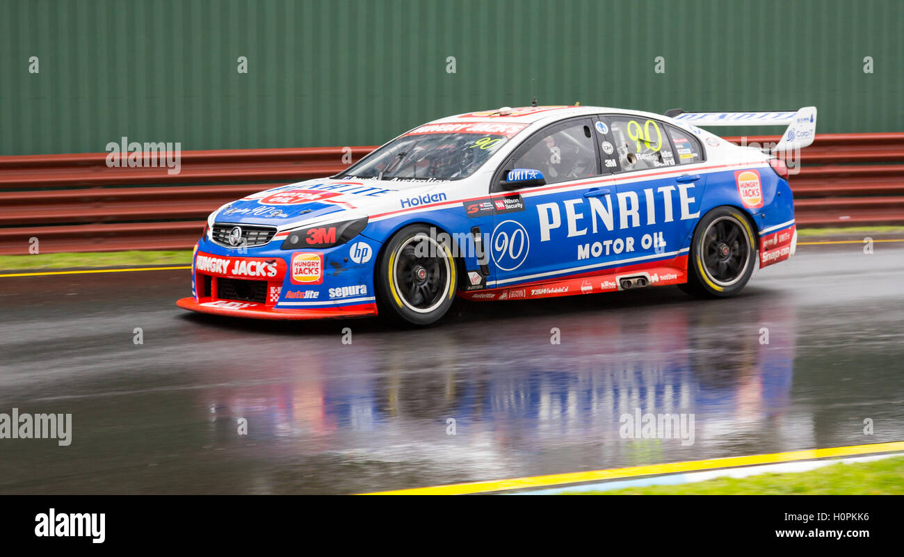 MELBOURNE/Australien - 17. September 2016: Supersportwagen Carrera 20 - Sandown 500 "Retro" Langstreckenrennen in Sandown Raceway. Stockfoto