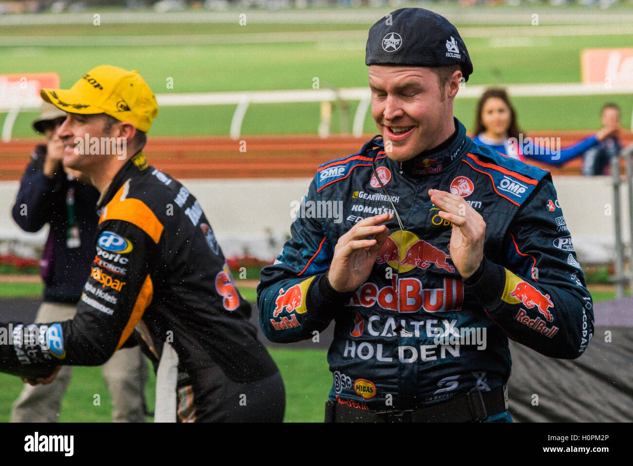 MELBOURNE/Australien - 17. September 2016: Red Bull-Pilot Alexandre Premat besprüht mit Champagner nach seinem Podestplatz zu beenden Stockfoto