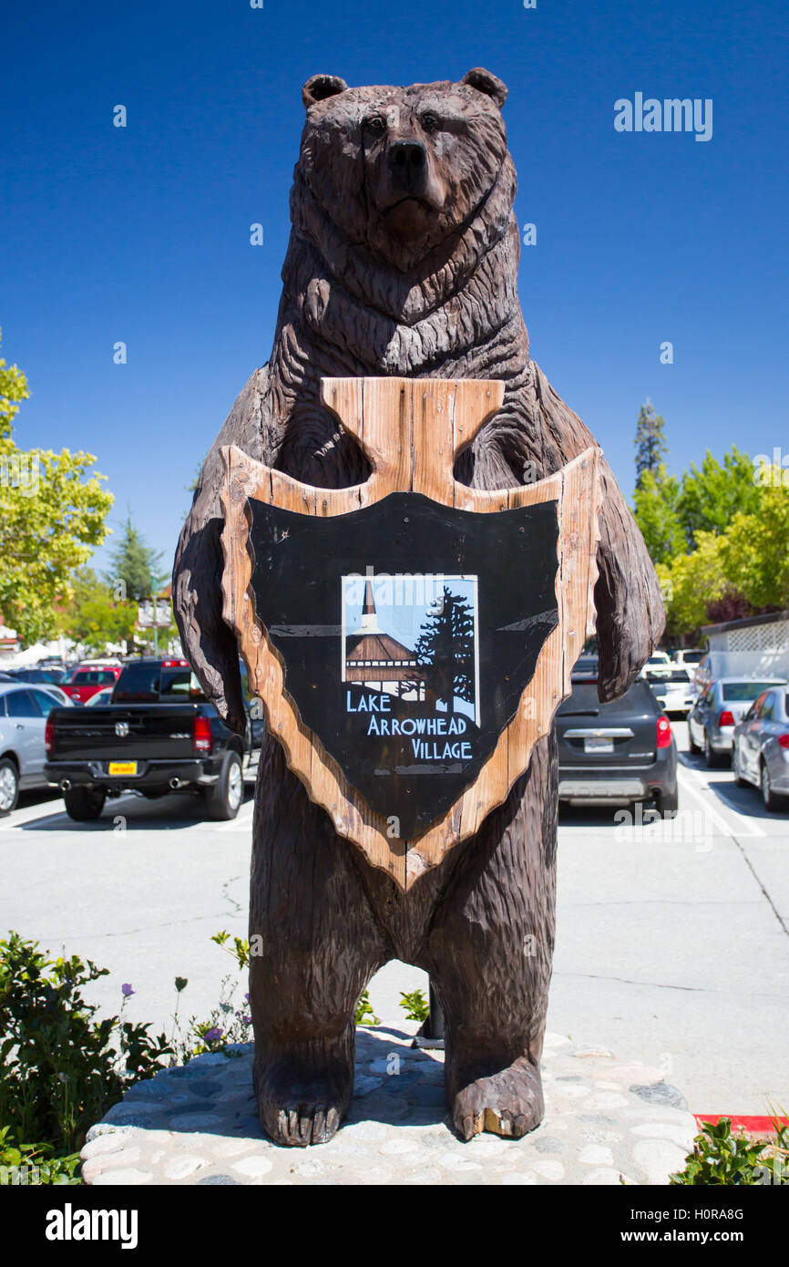 Lake Arrowhead, USA 16. August 2015: Lake Arrowhead Hauptort Bereich an einem heißen Sommertag Stockfoto