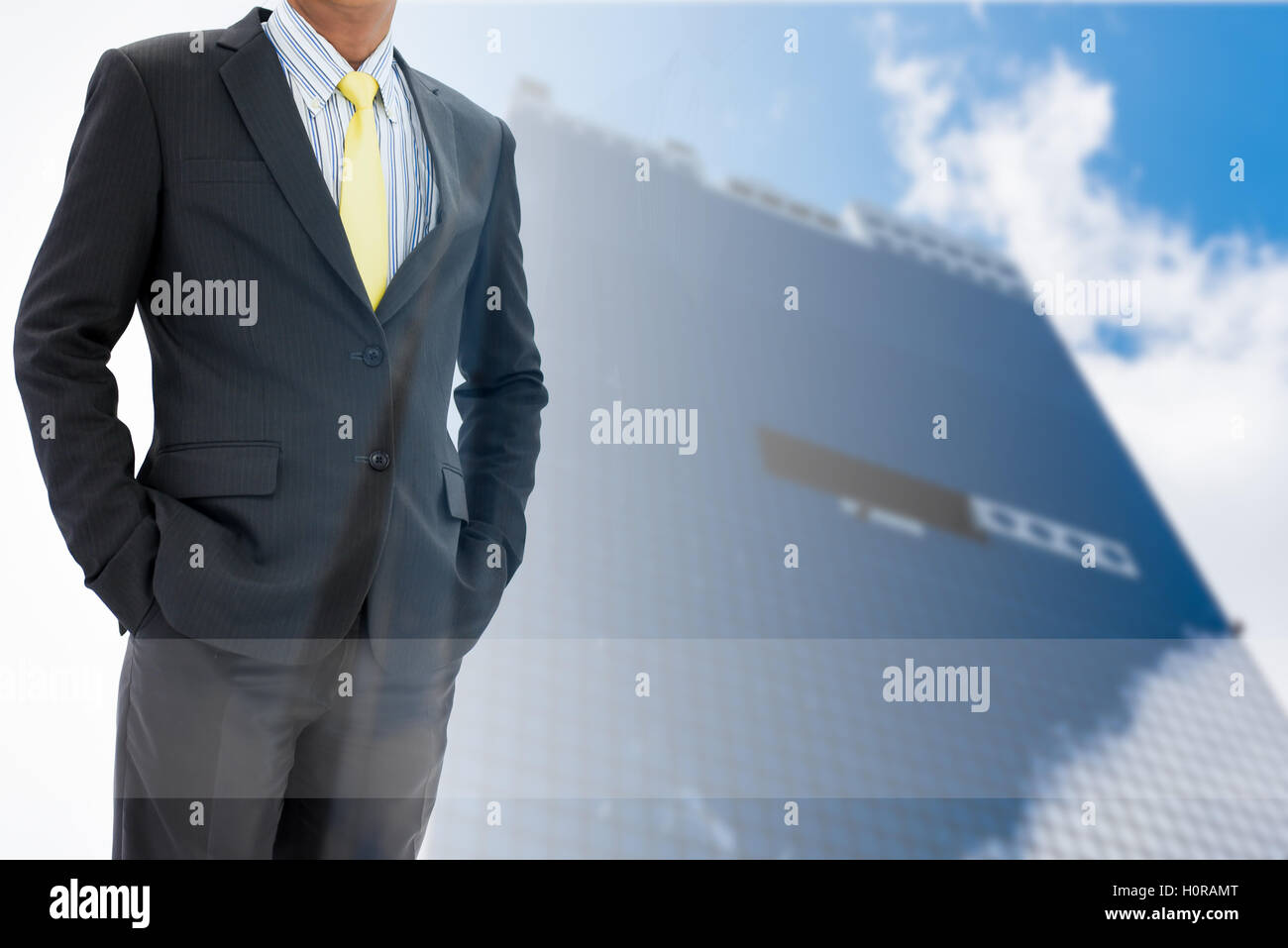 Doppelbelichtung Geschäftsmann und Hintergrund Gebäude mit textfreiraum für Sie Text. Stockfoto