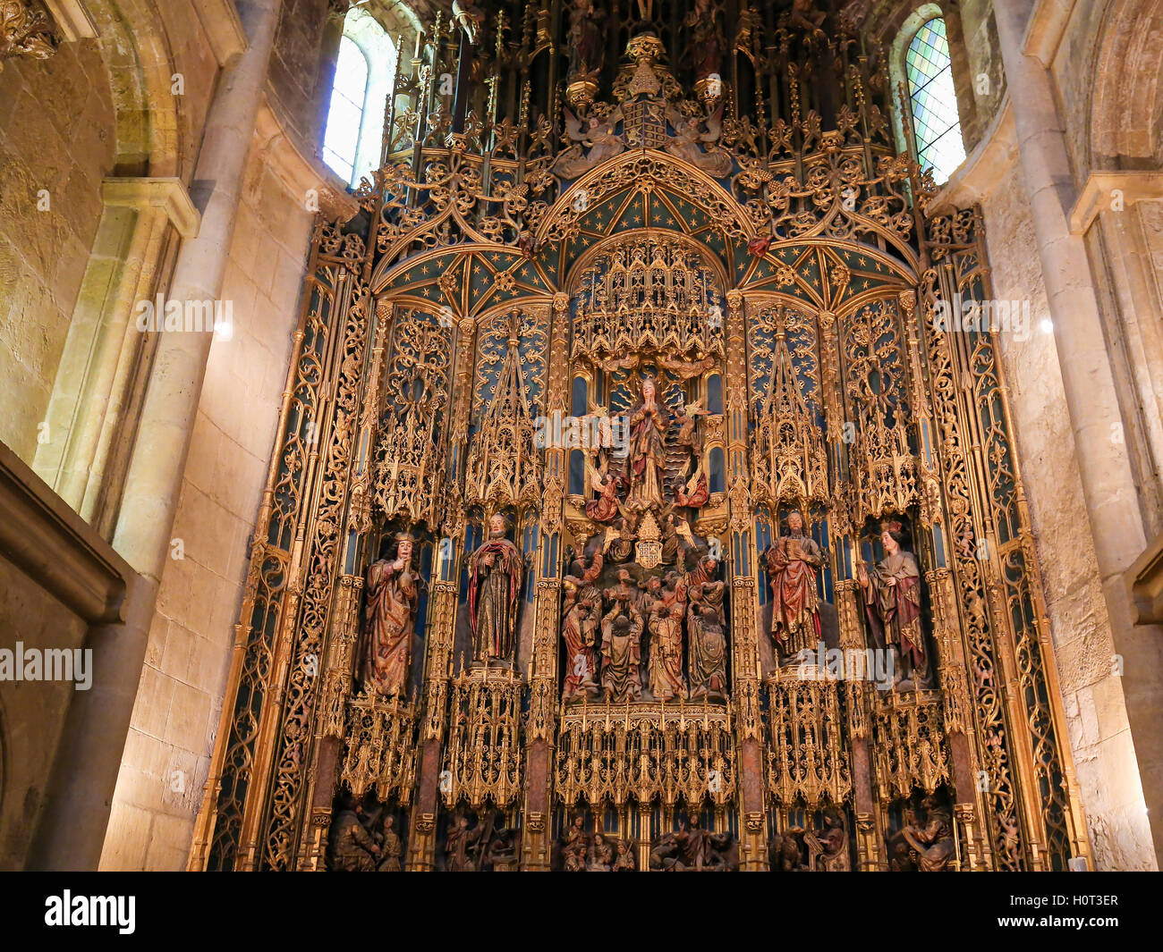Herrliche 15. Jahrhundert Altarbild in der alten Kathedrale oder Se Velha von Coimbra, Portugal Stockfoto