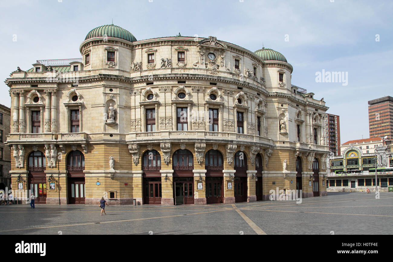 Theater Teatro Arriaga.bei Nacht.ein Opernhaus in Bilbao Spanien Arriaga antzokia.erbaut im neobarocken Stil von Architekt Joaquín Rucoba im Jahr 1890 Stockfoto