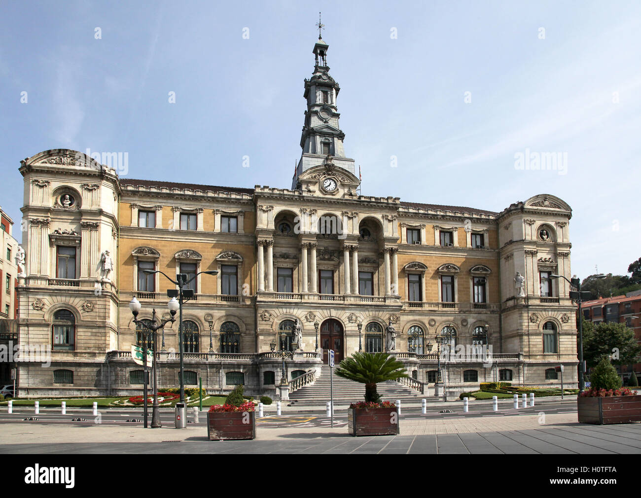 Rathaus, Ayuntamiento von Bilbao Spanien, Ernesto Erkoreka Plaza. Erbaut 1892 von Joaquín Rucoba Stockfoto