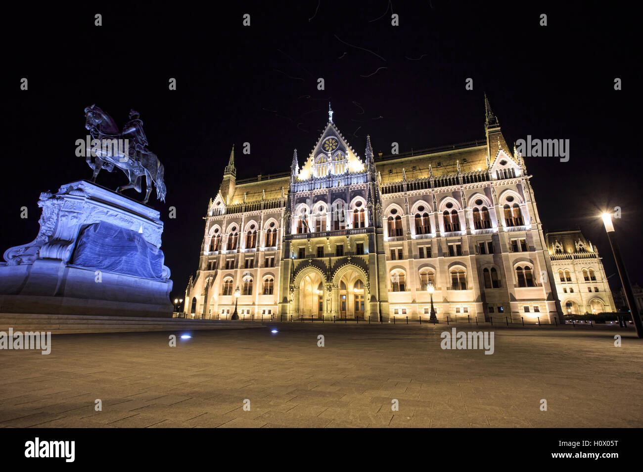 Budapest, Ungarn Parlament bei Nacht Stockfoto