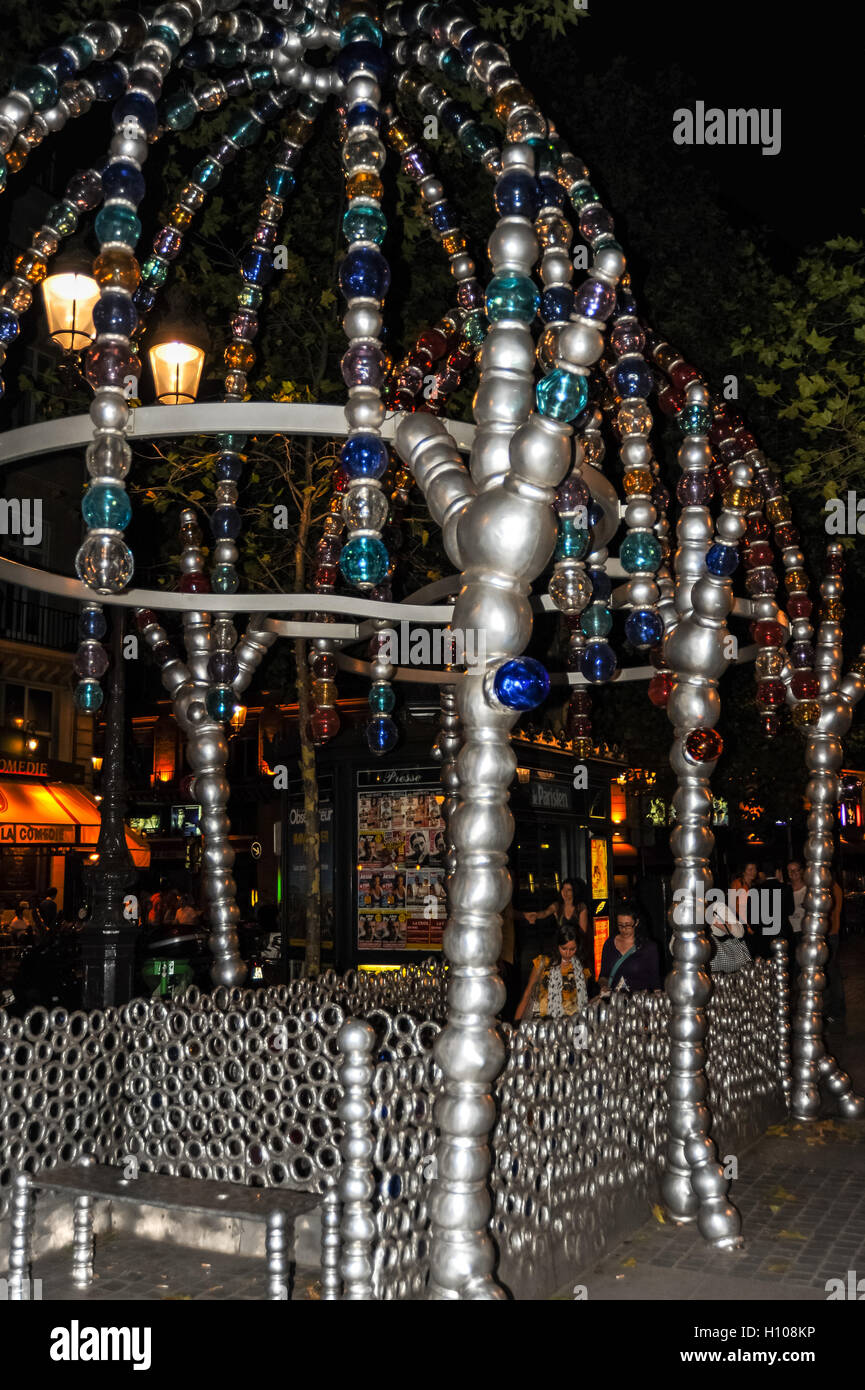Paris, Frankreich. U-Bahnstation Palais Royal, Musée du Louvre. Stockfoto