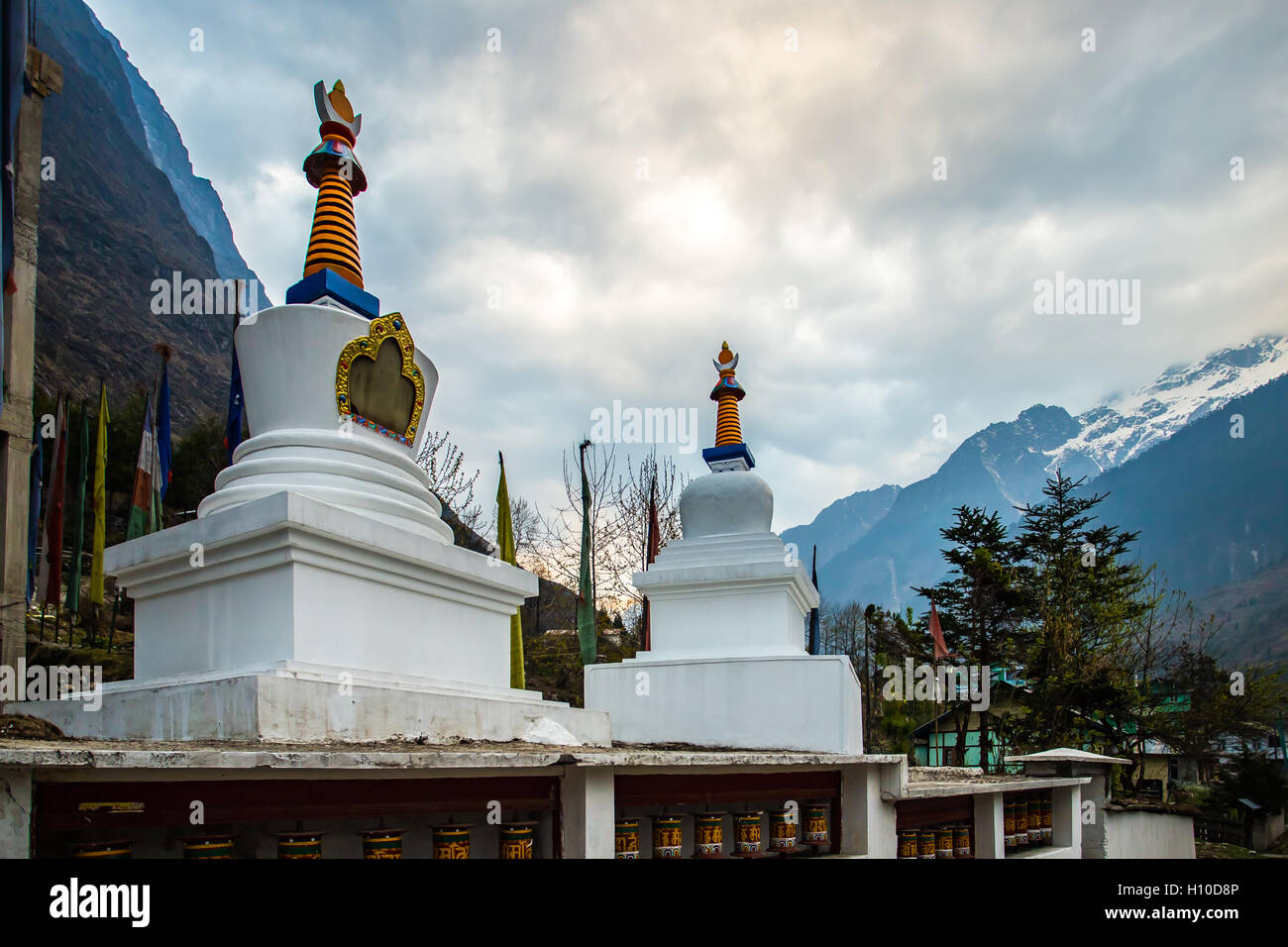 Der Stupa in Lachung Village, Nord-Sikkim, Indien. Stockfoto