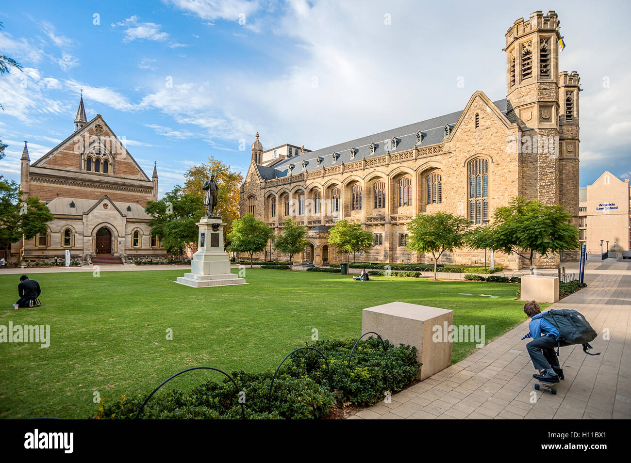 Der University of Adelaide Elder & Bonython Hallen in ihrem North Terrace Campus in der Innenstadt von Adelaide. Stockfoto