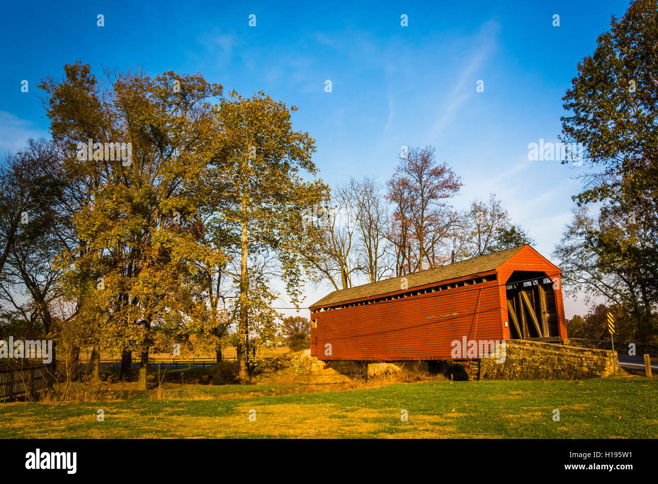 LOYS Station Covered Bridge, im ländlichen Frederick County, Maryland. Stockfoto