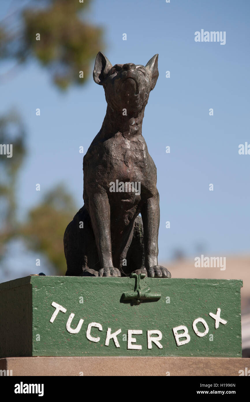 Der Hund auf die Tuckerbox ist eine australische historische Monumente und Sehenswürdigkeiten Attraktion, befindet sich in der Nähe von Gundagai NSW Australia Stockfoto