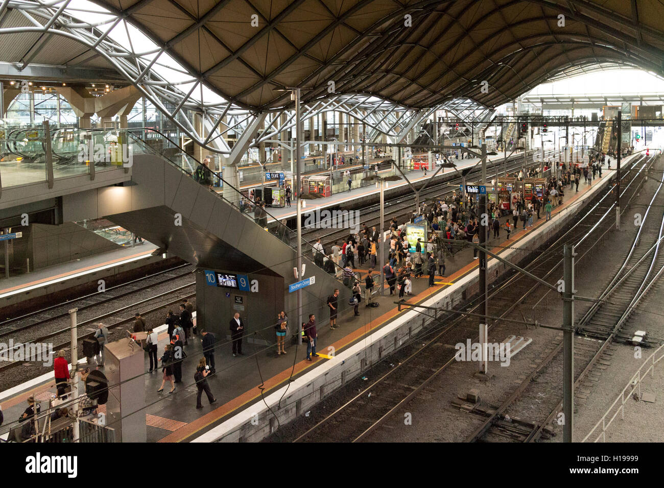 Das Innere des Southern Cross Railway Station Spencer Street Melbourne Victoria Australien Stockfoto