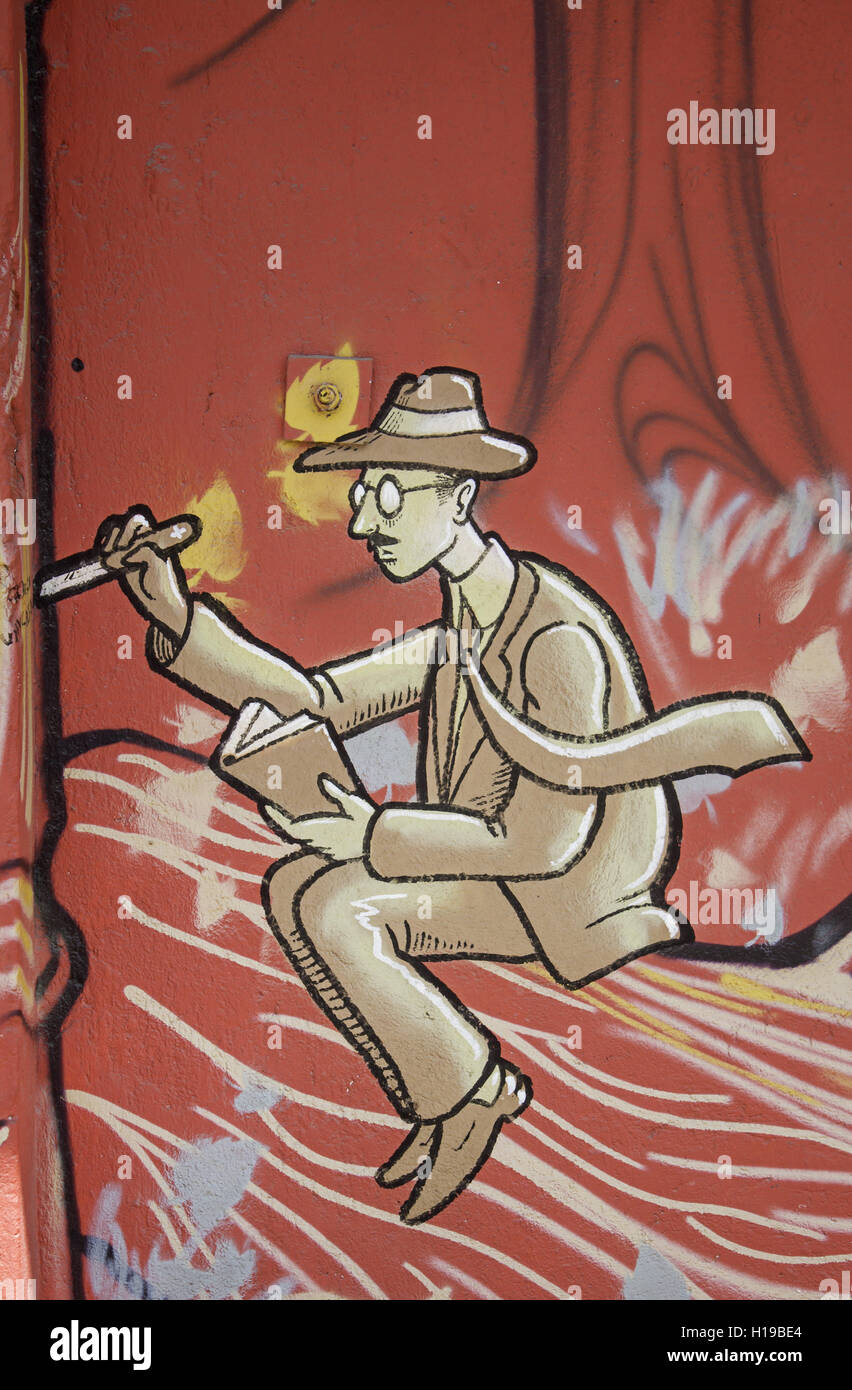 Privatdetektiv auf städtischen Wand gezeichnet Stockfoto