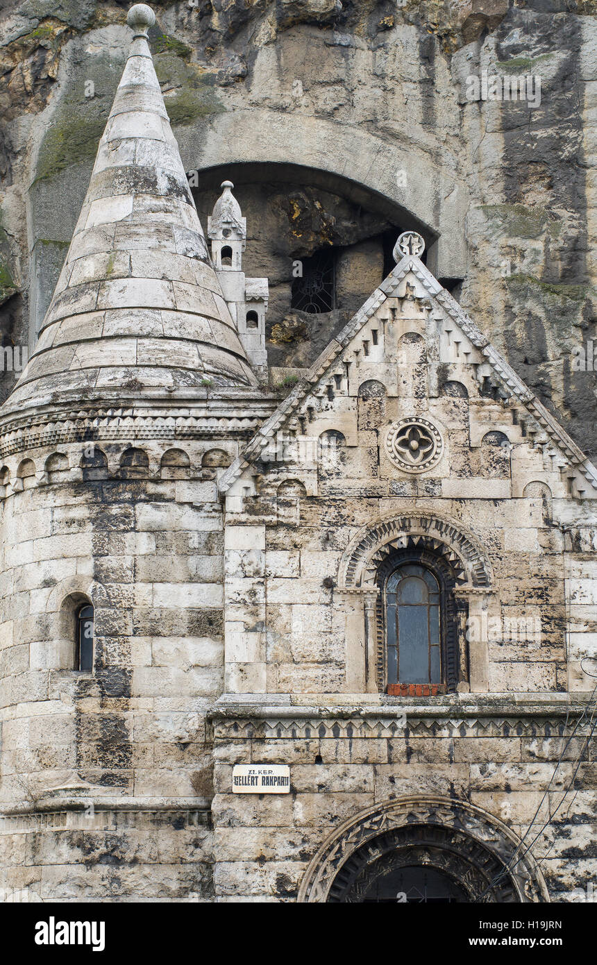 Die Höhlenkirche auf dem Gellert-Berg in Budapest, Ungarn. Es war ursprünglich St. Istvan beheimatet. Stockfoto